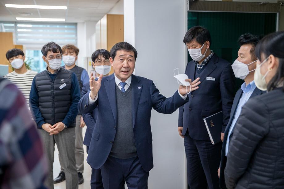 군수님 실과방문