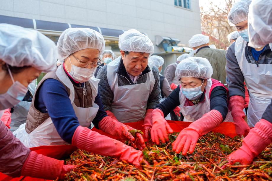 노인복지관 사랑의 김장담그기 행사
