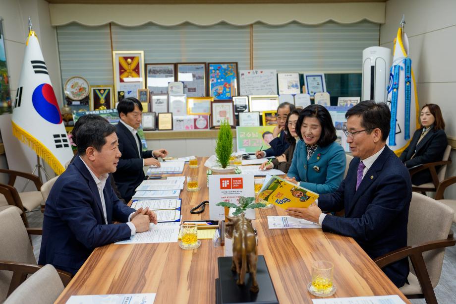 윤건영 교육감 방문