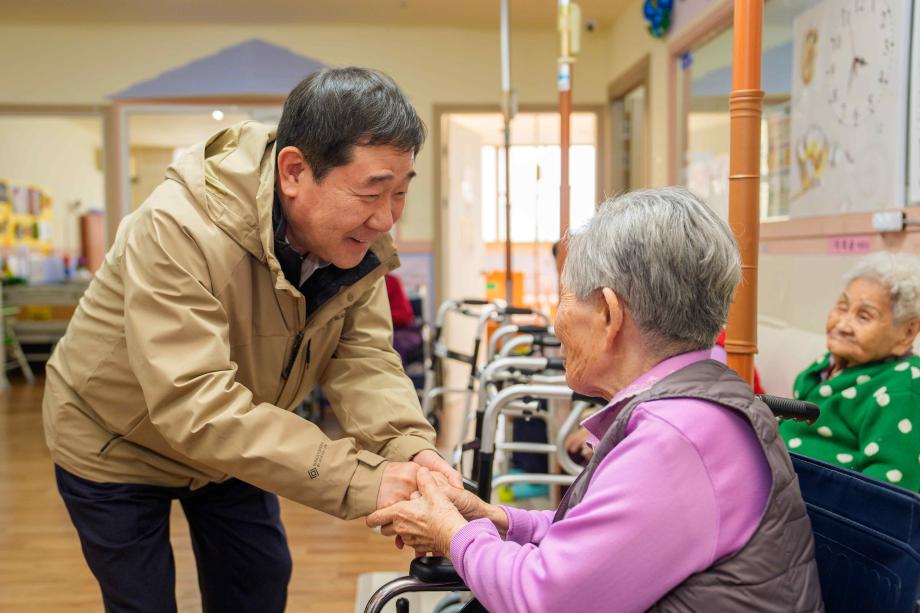 설명절 관내시설 위문방문