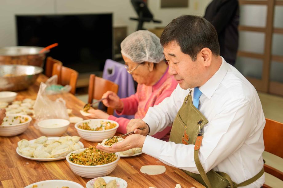 휴먼시아1단지 경로당 방문