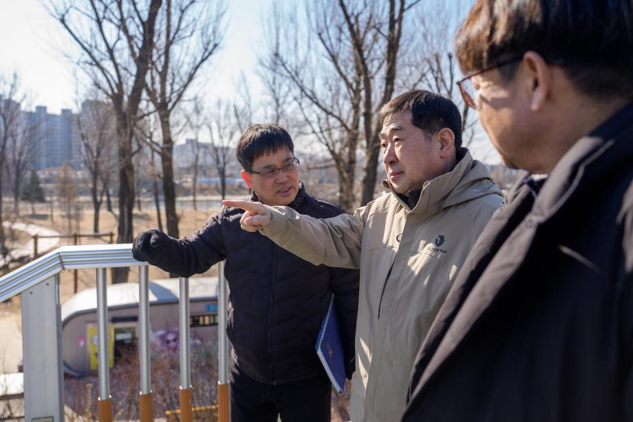 보강천 전광판 설치 현장점검