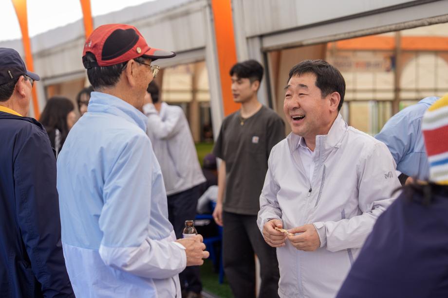 충북 어르신생활체육대회 격려