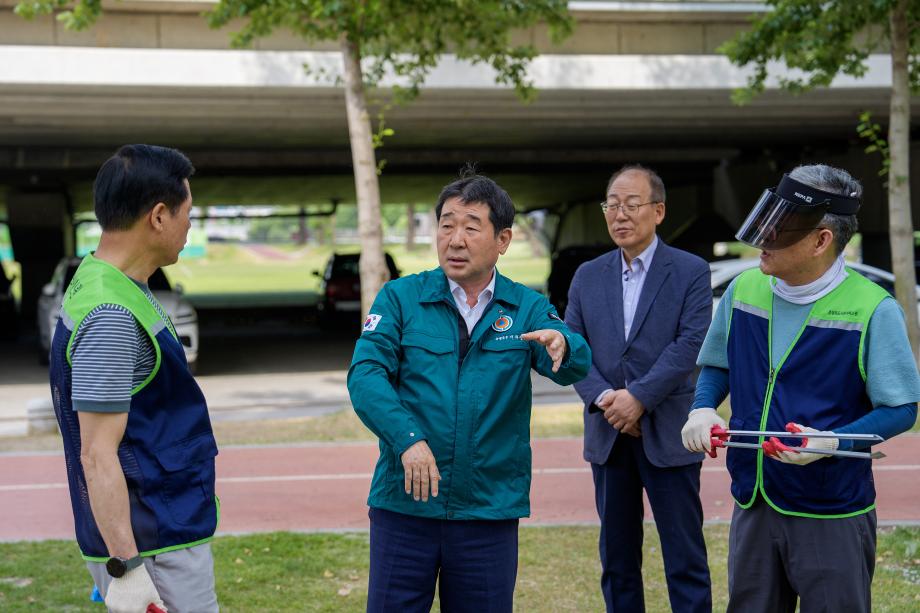 사회서비스원 하천정화활동