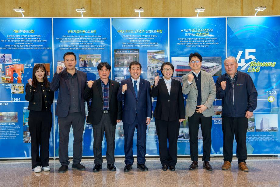 이재영 증평군수, 탄핵 정국 속 기업 현장 방문