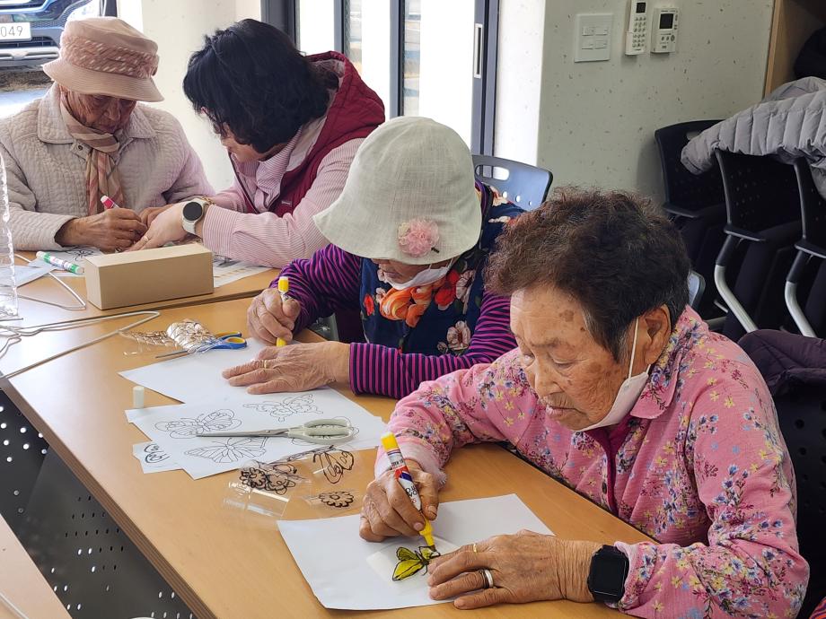 증평형 노인복지모델이 바꾼 일상...‘우리가 그린(Green)행복’