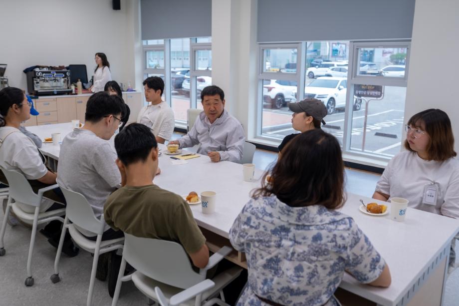‘군수님 밖이라고 다르지 않아요!’...증평군, 학교 밖 청소년과 특별한 만남