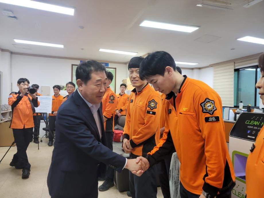 이재영 증평군수, 추석 명절 경찰서, 소방서 등 현장 근무자 위문